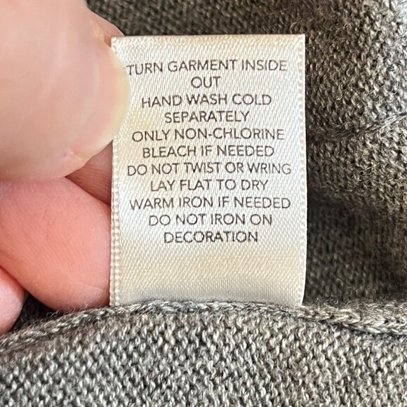 CJ Banks Womens Sequin‎ Accent Gray Button Up Front Cardigan Sweater 2X  - NWT - Picture 9 of 9